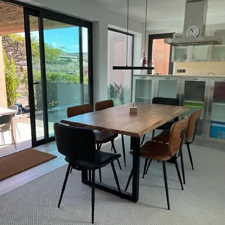 Villa Lagos *